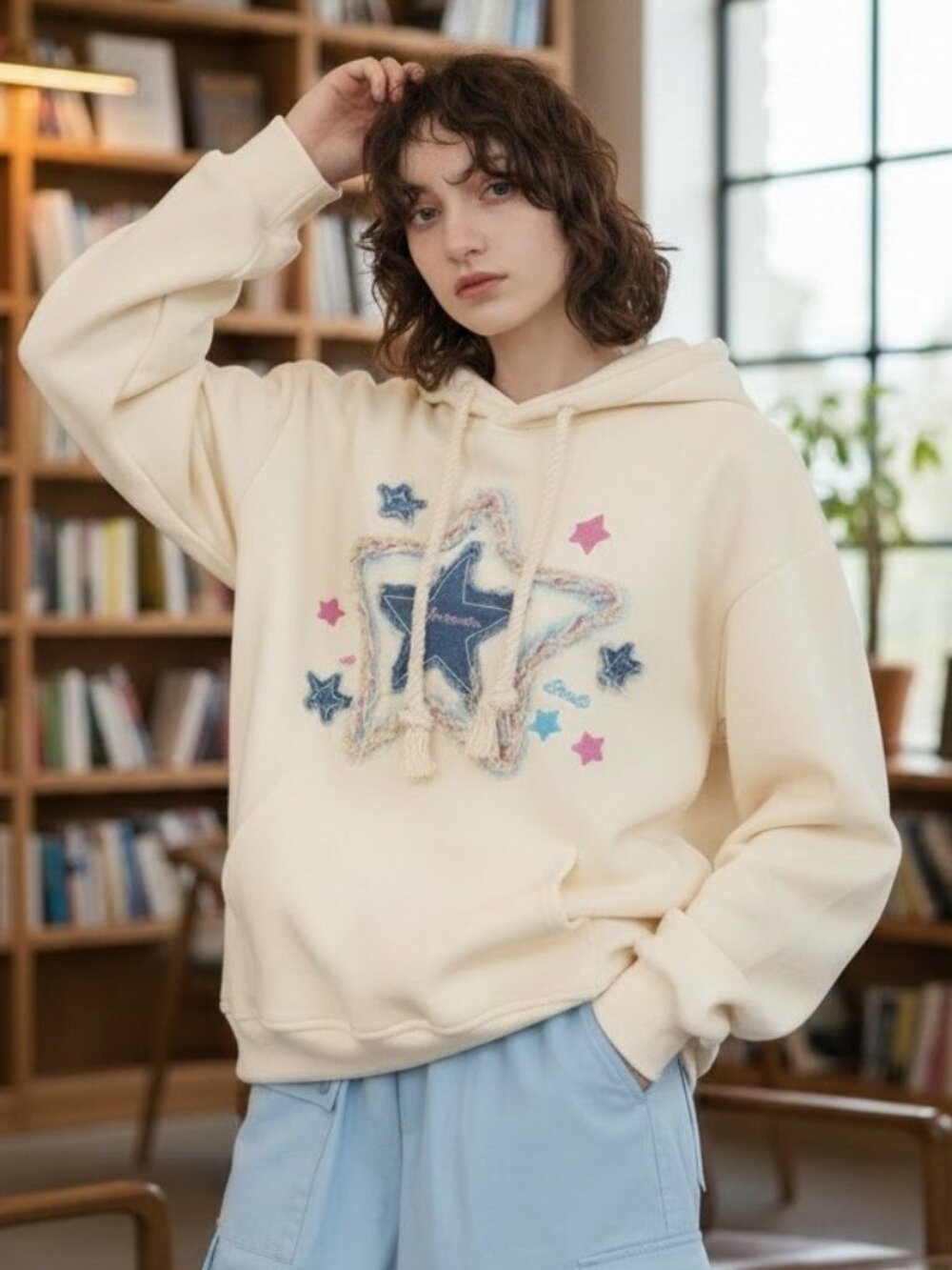 Aelfric Eden Oversized Star Hoodie Sweatshirt S Cream